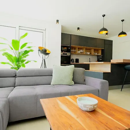 Hills North - Luxury - Sea View Villa