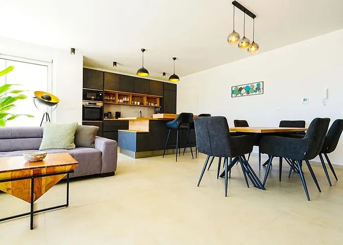 别墅 Hills North - Luxury - Sea View 普利莫顿