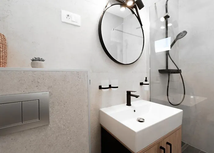 Hills North - Luxury - Sea View 别墅 普利莫顿